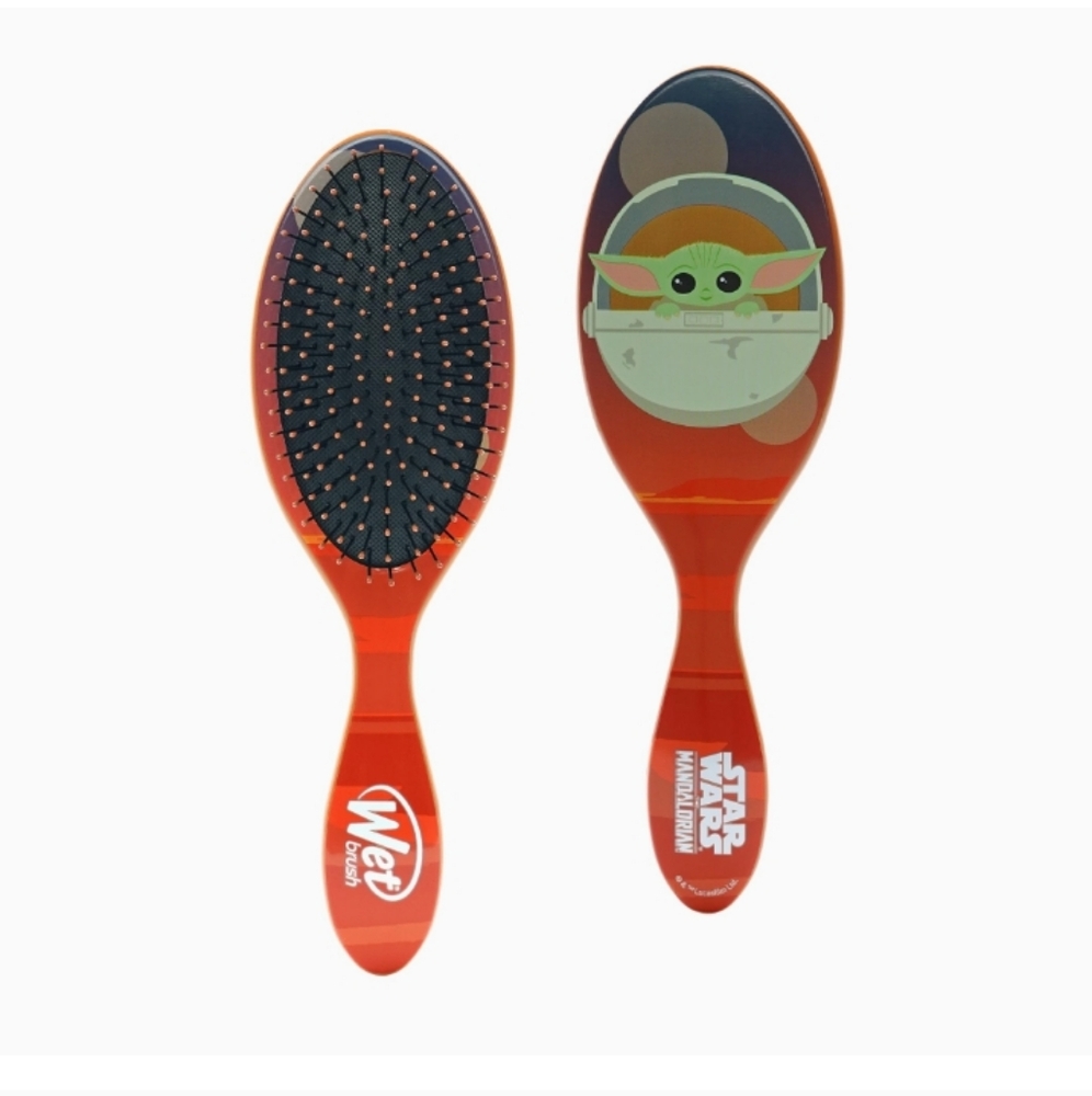 WET BRUSH ORIGINAL DETANGLER BRUSH THE MANDALORIAN BABY YODA/ GROGU LMTD EDITION